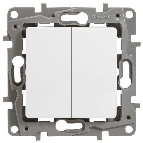 Выключатель двухклавишный 10AX-250В ETIKA, белый (672202): Выключатель