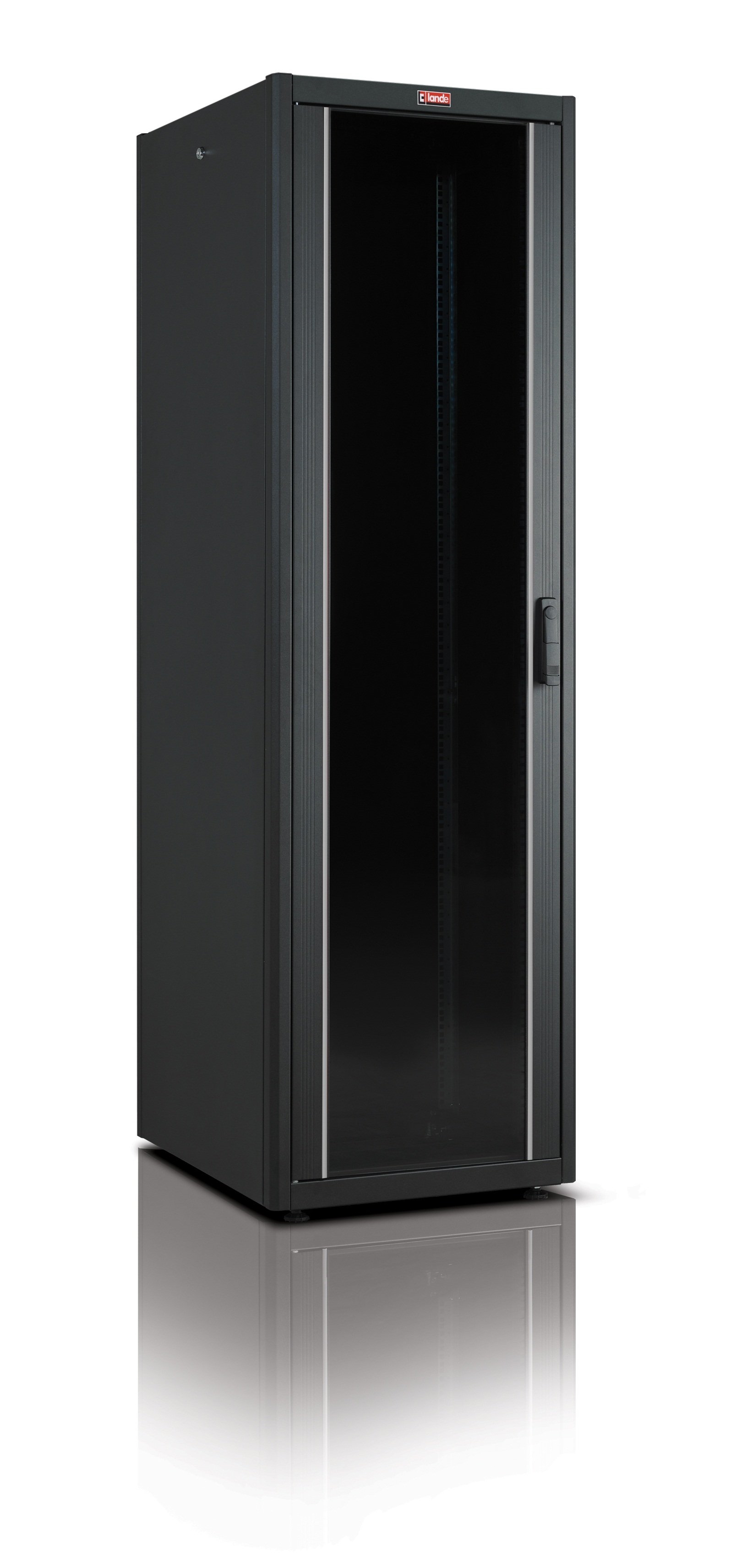 LN-DB32U6080-BL-111-F: Телекоммуникационный напольный шкаф